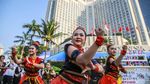 Pesona Budaya Dunia Warnai CFD Jakarta, 7 Negara Tampil Memukau
