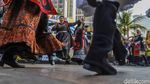 Pesona Budaya Dunia Warnai CFD Jakarta, 7 Negara Tampil Memukau
