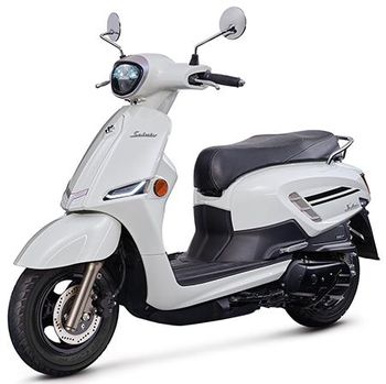 Suzuki Saluto