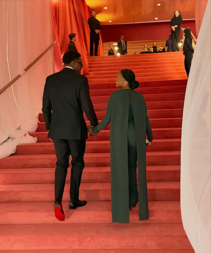 Tamu pernikahan Taylor Swift dan Travis Kelce, Rob da Joann Jordan, membagikan sedikit penampakan dekorasi pernikahan.
