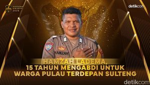 Hamzah Ladema, 15 Tahun Mengabdi untuk Warga Pulau Terdepan Sulteng