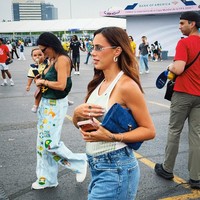 Setelah laga Norwegia dan Brasil berakhir dengan kekalahan Tim Tango, Neymar menangis. Momen kekalahan Brasil itu disaksikan Bruna Biancardi dan anak-anak Neymar di bangku penonton. Foto: Dok. Instagram brunabiancardi