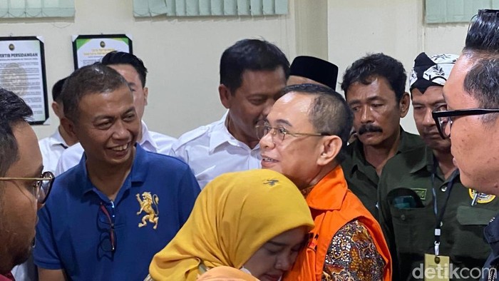 Bupati Pati nonaktif, Sudewo, usai sidang pemeriksaan saksi di Pengadilan Tipikor Semarang, Senin (6/5/2026).