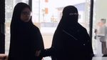 Celine Evangelista Belajar Merelakan, Masukkan Putri Sulung ke Pesantren