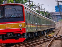 8 KRL Tujuan Kota & 6 ke Bogor Terganggu Gegara Tawuran