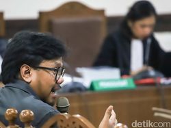 Ferry Irwandi Jadi Saksi Sidang UU ITE, Sebut Timpa Teks Sudah Jadi Budaya Media Sosial