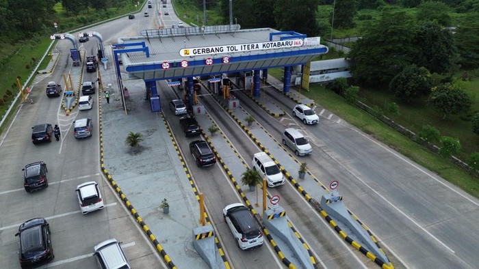 Gerbang Tol Itera Kotabaru