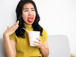 Air Hangat atau Dingin, Mana yang Ampuh Hilangkan Rasa Pedas?