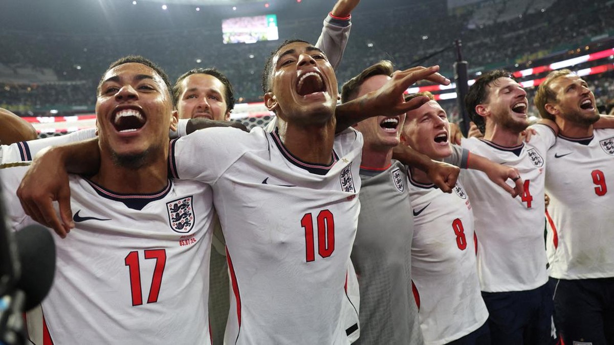 Inggris Singkirkan Meksiko, Menang Dramatis dengan 10 Pemain Inggris Singkirkan Meksiko, Menang Dramatis dengan 10 Pemain