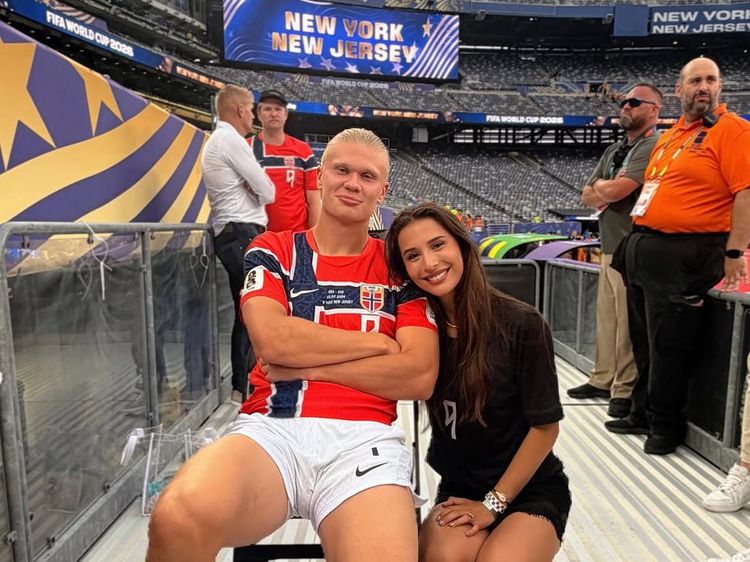 Pacar Erling Haaland Unggah Pesan Menyentuh Usai Norwegia Singkirkan Brasil