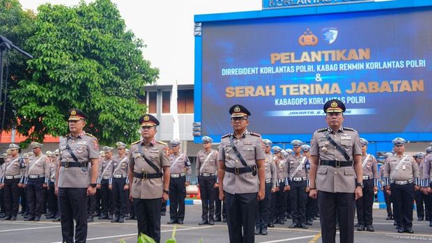 Kakorlantas Polri Irjen Wibowo lantik sejumlah PJU Korlantas