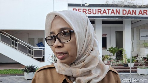 Kepala Bappeda NTB Baiq Nelly Yuniarti saat ditemui di Kantor Gubernur NTB, Senin (6/7/2026). (Foto: Ahmad Viqi/detikBali).