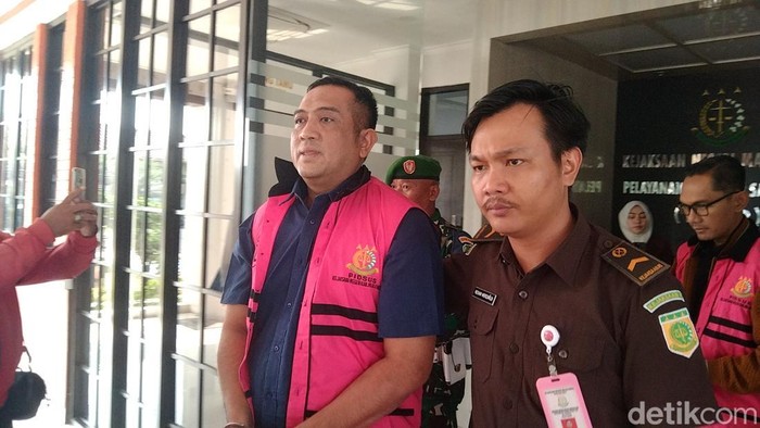 Ketua dan Bendahara KONI Majalengka jadi tersangka kasus dugaan korupsi dana hibah.