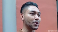 Canda Krisjiana Baharudin Ditagih Nafkah Rp 200 Juta oleh Siti Badriah
