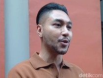 Canda Krisjiana Baharudin Ditagih Nafkah Rp 200 Juta oleh Siti Badriah
