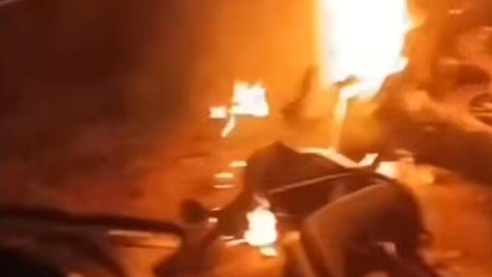 Lima anggota geng motor di Maros diserang massa setelah menyerang warga.