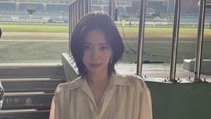 Lewat Instagram pribadinya, Ryujin membagikan momen BTS (behind-the-scene) dari lokasi syuting. (Foto: dok. Instagram @iamfinethankyouandryu)