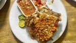 Puas Cicip Rahang Tuna Bakar Rica ala Manado yang Sedapnya Nampol!