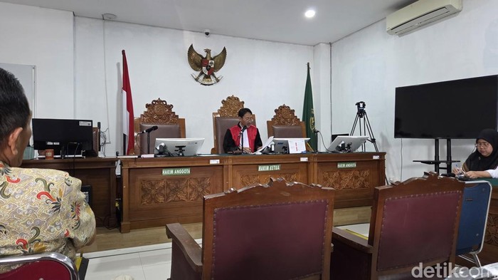 Sidang praperadilan Asrul Azis (Taufiq/detikcom).