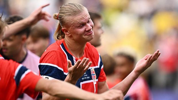 Soccer Football - FIFA World Cup 2026 - Round of 16 - Brazil v Norway - New York New Jersey Stadium, East Rutherford, New Jersey, U.S. - July 5, 2026 Norway's Erling Haaland celebrates after the match as Norway qualify for the quarter finals of the World Cup REUTERS/Dylan Martinez