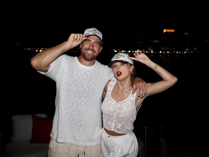 Taylor Swift dan Travis Kelce