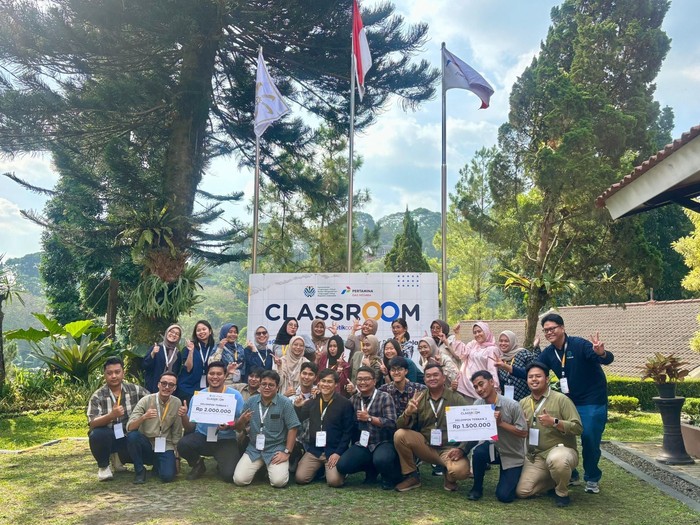 The Classroom Batch 2 Bekali Tim KLH/BPLH Skill Nulis Berita di Era Digital