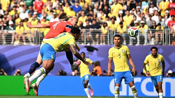 Soccer Football - FIFA World Cup 2026 - Round of 16 - Brazil v Norway - New York New Jersey Stadium, East Rutherford, New Jersey, U.S. - July 5, 2026 Norways Erling Haaland scores their first goal REUTERS/Dylan Martinez     TPX IMAGES OF THE DAY