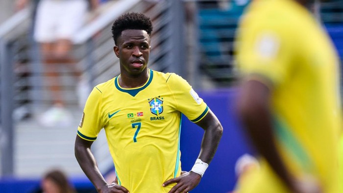 05 July 2026, United States, East Rutherford: Soccer, Men: World Cup, Brazil vs. Norway, Knockout Stage, Round of 16, New York-New Jersey Stadium, Vinicius Junior (Brazil) reacts during the game. PLEASE NOTE: In accordance with FIFA regulations, these images may be used exclusively for editorial purposes. Commercial use is prohibited. Furthermore, no video-like sequences may be created, and no alterations may be made to the image, either in the foreground or the background. Photo: Tom Weller/dpa (Photo by Tom Weller/picture alliance via Getty Images)