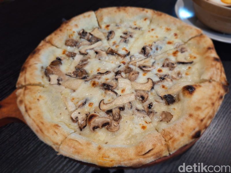 3SEEDS Eatery, restoran baru di Cempaka Putih, Jakarta Pusat bernuansa kontemporer dan earth tone.