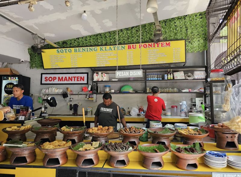 5 Kuliner Enak di kawasan Rawamangun, Ada Bakmi Tasik hingga Soto Bening 5 Kuliner Enak di kawasan Rawamangun, Ada Bakmi Tasik hingga Soto Bening