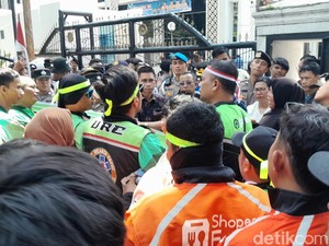 Respons DPRD Sumut Soal Ojol Tuntut Potongan Aplikasi 8 Persen