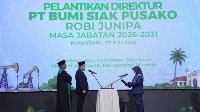 Bupati Afni lantik Robi Junipa sebagai Direktur PT BSP