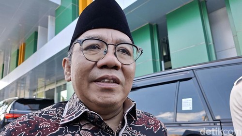 Bupati Lombok Utara Najmul Akhyar ditemui di Mataram, Selasa (7/7/2026). (Foto: Ahmad Viqi/detikBali).