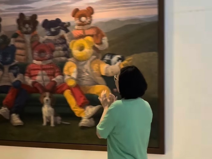 Dian Nitami mendapat hadiah ulang tahun dari Anjasmara.