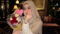 Eltasya Natasha dilamar Bagas Wahyu di momen ulang tahun ke-26. 26 dimulai dengan sebuah yes, tulisnya dilihat di Instagram, Selasa (7/7/2026). (Foto: dok Instagram eltasyanatasha)
