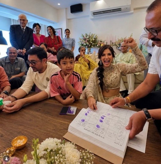 Nama Gauri Spratt belakangan kembali jadi sorotan usai baru-baru ini resmi dinikahi oleh aktor Aamir Khan. Pernikahan keduanya digelar sederhana pada 5 Juli 2026 di kediaman Aamir. Foto: Instagram/@gauri_spratt