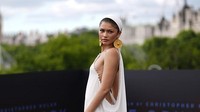 Kontroversi Anting Kuno Zendaya di Tur The Odyssey, Diduga Dicuri dari Iran