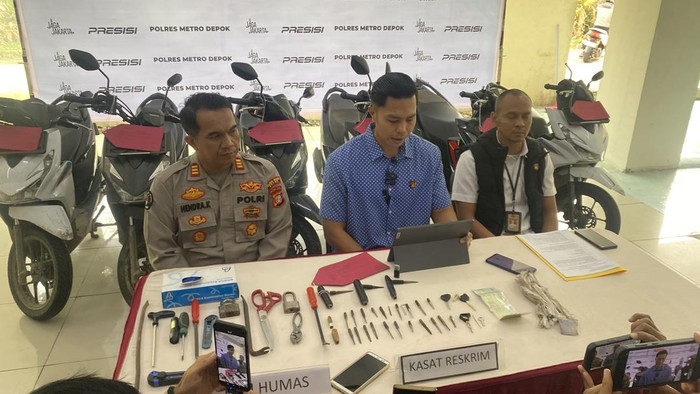 Konferensi Pers Kasus Pencurian di Depok (Devi/detikcom)
