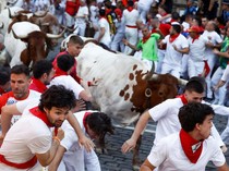 Lari Bareng Banteng, Festival San Fermin 2026 Kembali Hebohkan Spanyol