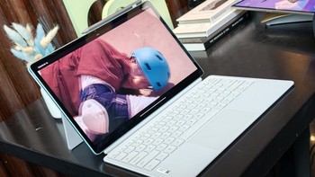 Lenovo IdeaTab Pro Gen 2 sudah mulai dijual di Indonesia sejak 25 Juni. Harga varian IdeaTab Pro Gen 2 plus pen dibanderol Rp 8.899.000. Foto: Adi FR/detikINET