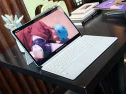 Wujud Lenovo Idea Tab Pro Gen 2, Tablet Rasa Laptop Harga Rp8 Jutaan