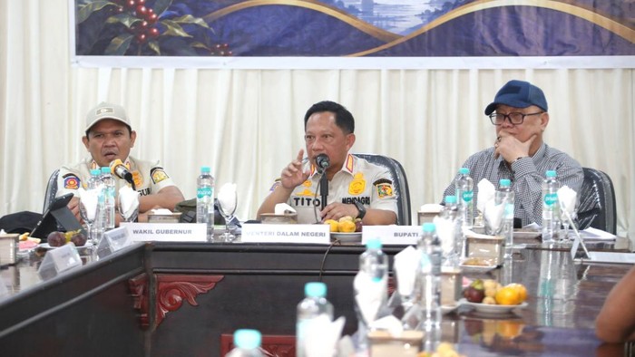 Pemerintah Sepakat Percepat Pemulihan Akses Jalan-Jembatan di Bener Meriah