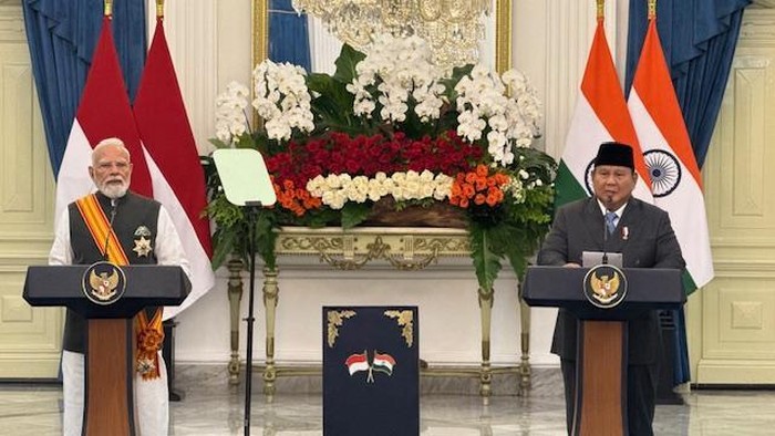 Presiden RI Prabowo Subianto saat memberikan keterangan pers bersama PM India Narendra Modi di Istana Merdeka, Jakarta, Selasa (7/7/2026).