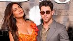 Kemesraan Priyanka Chopra-Nick Jonas Bukti Gak Ada Isu Cerai
