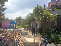 Penataan Bantaran Cikunten, Warga Pilih Bongkar Sendiri Bangunan