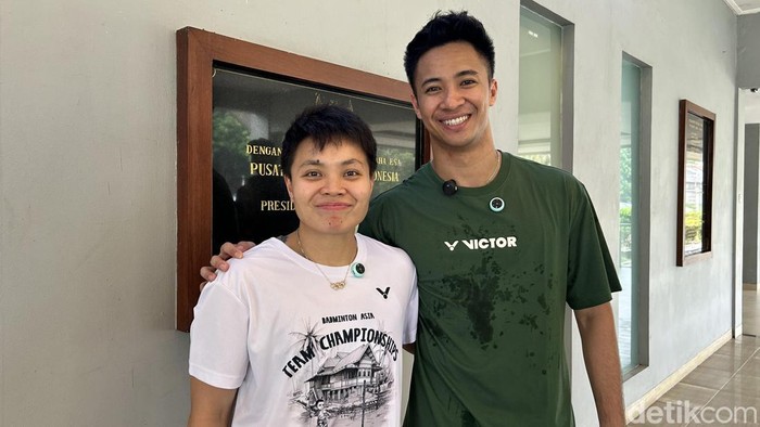 Apriyani Rahayu beralih ke ganda campuran bersama Dejan Ferdinansyah.