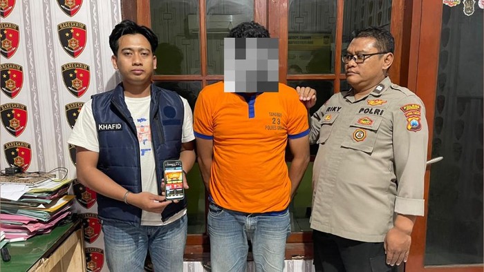 Arif Siswanto (36) saat ditangkap polisi Gresik