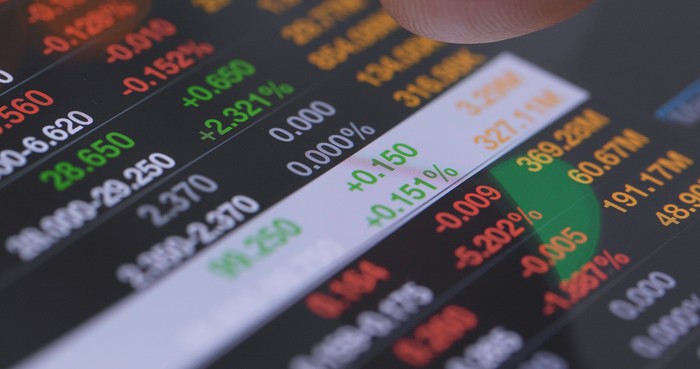 ISAT Rampungkan Transaksi Fiber Rp 11,71 Triliun, IPO JELI dan JECX Diserbu Investor