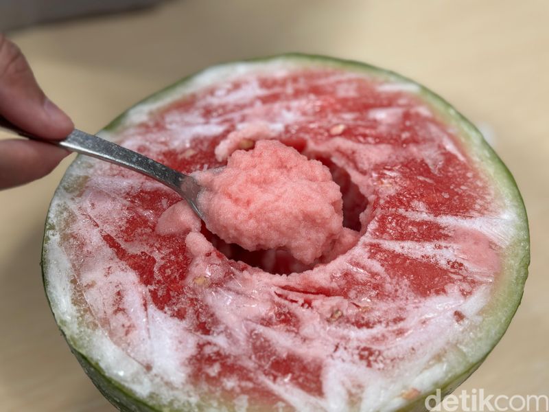 Es krim dari semangka beku