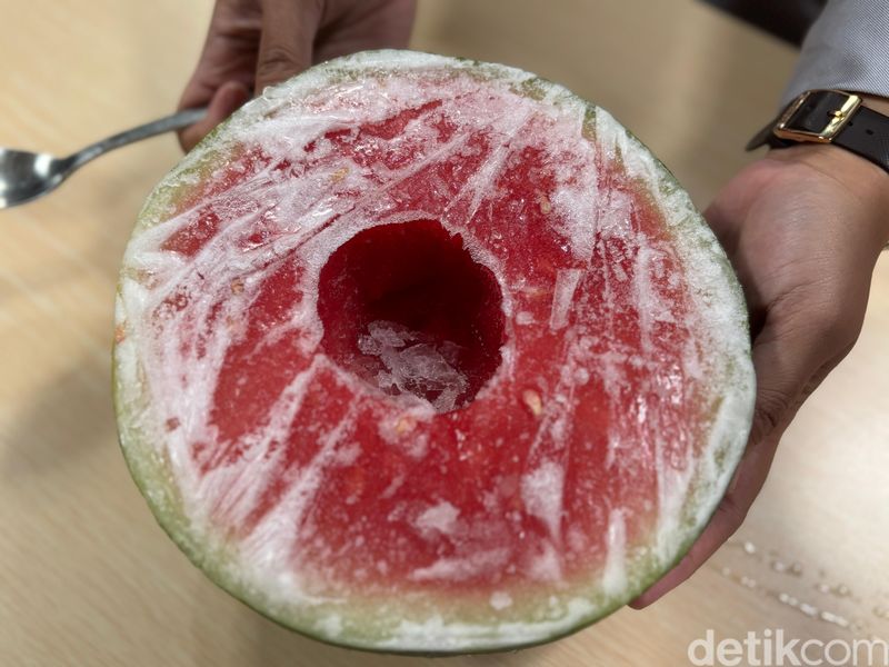 Es krim dari semangka beku